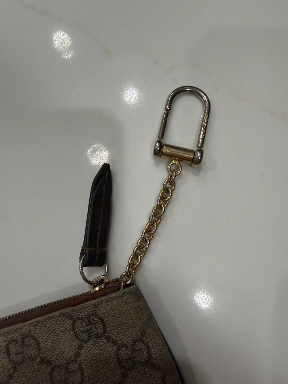 Gucci compact key